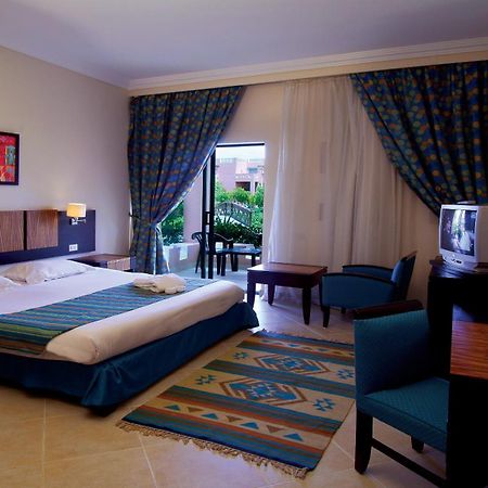 Rehana Sharm Resort - Aquapark & Spa - Couples And Family Only -Premium Ultra All-Inclusive 24H Номер фото