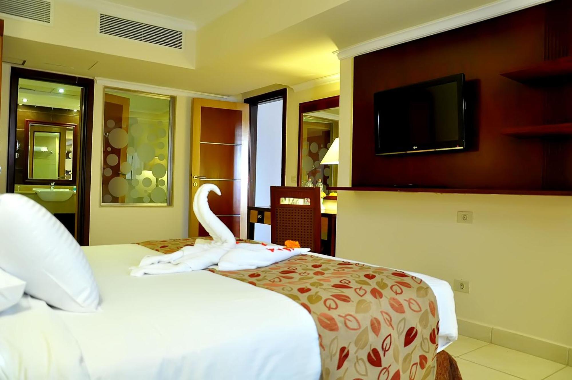 Rehana Sharm Resort - Aquapark & Spa - Couples And Family Only -Premium Ultra All-Inclusive 24H Экстерьер фото